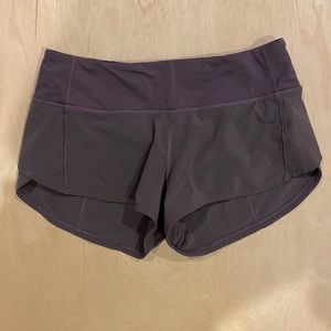 Lululemon shorts 2.5”